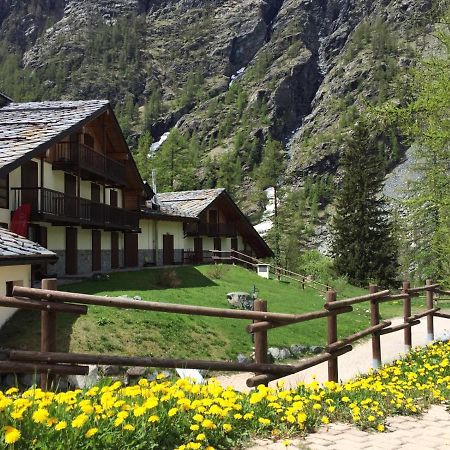 Residence Dei Walser Gressoney-La-Trinite Ngoại thất bức ảnh